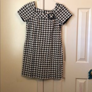 HOUNDSTOOTH Dress Barn petite short sleeved dress